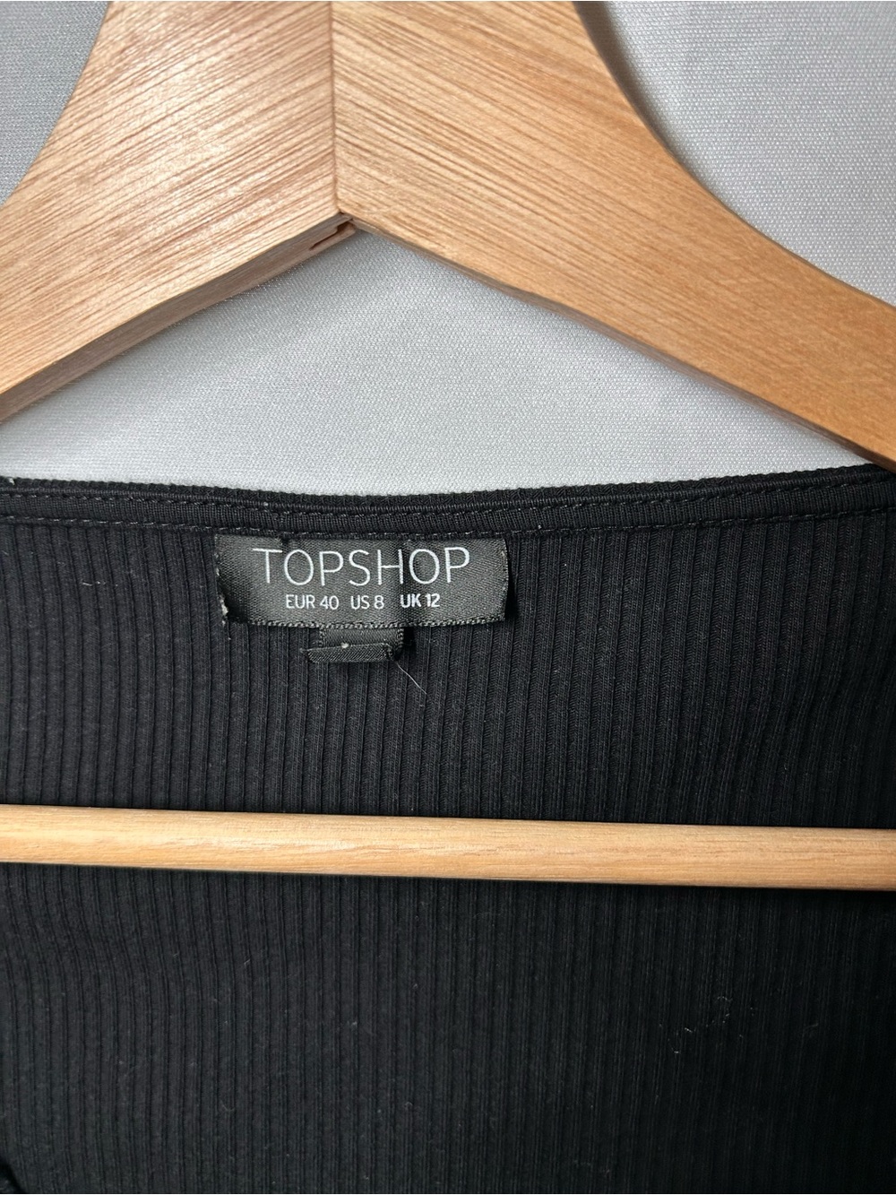 TopShop Black Ribbed Crossover Cutout Long Sleeve Sweater Crop - 8 - Picture 3 of 5